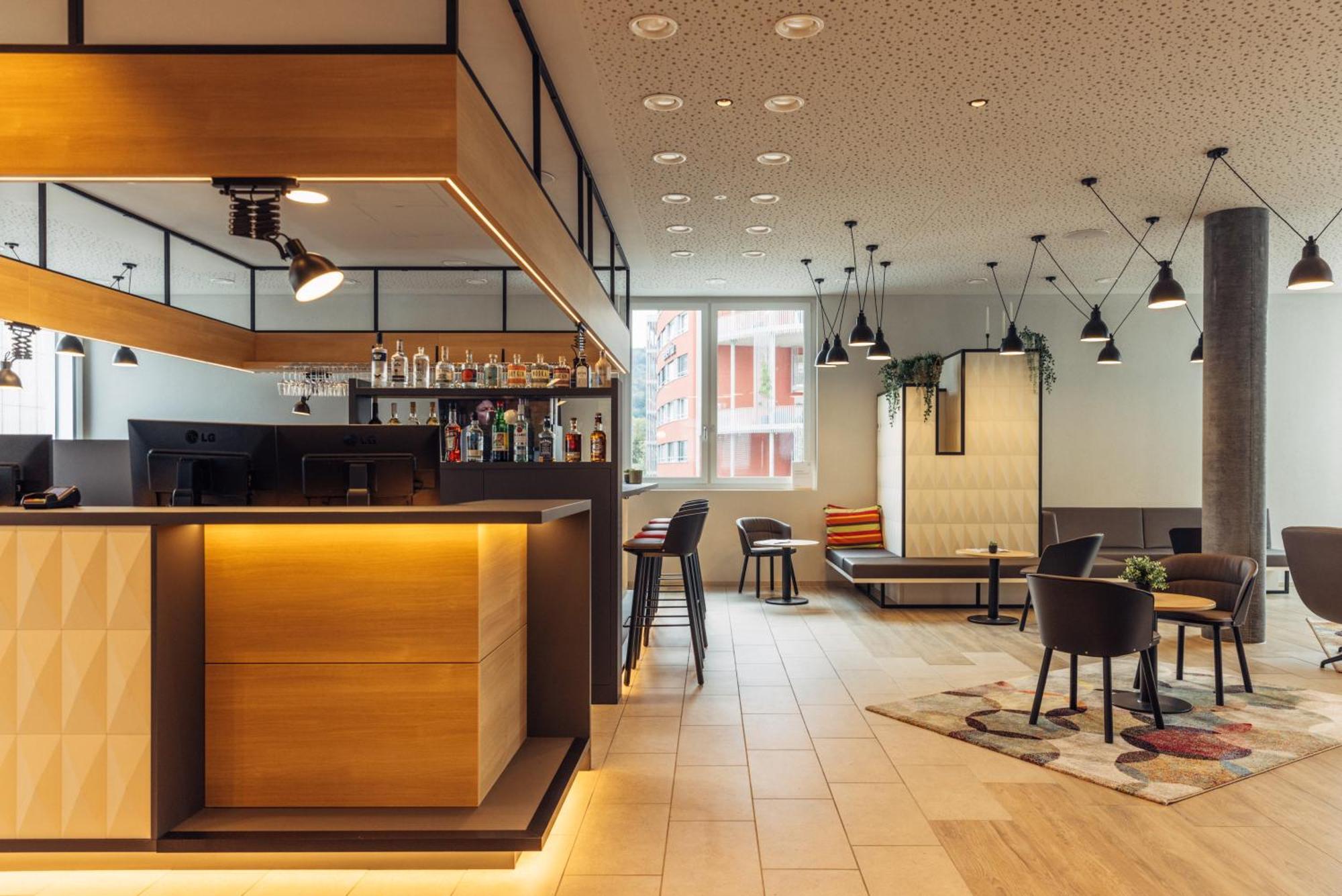 Harry'S Home Zuerich-Limmattal ชไปรเทนบาค ภายนอก รูปภาพ