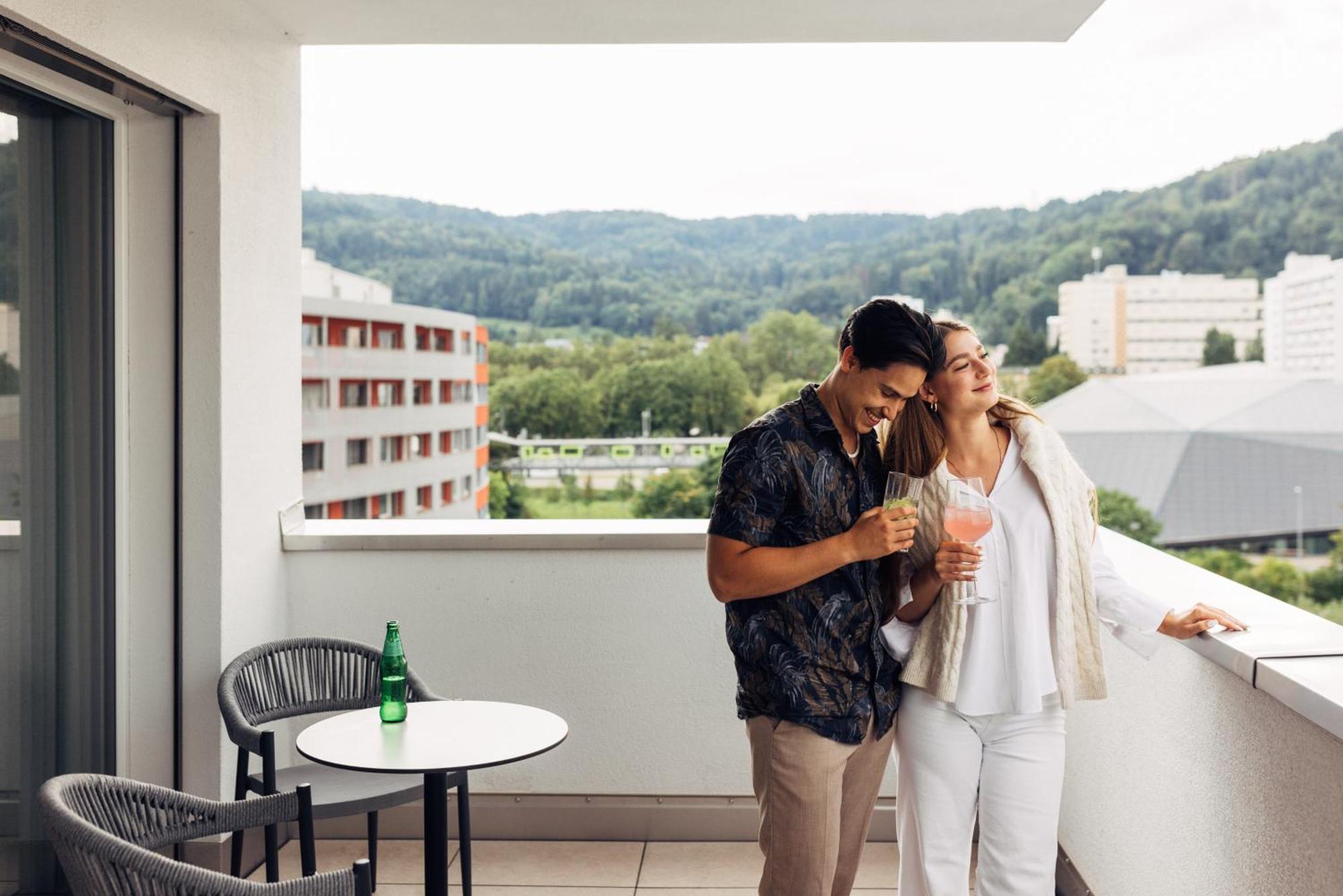 Harry'S Home Zuerich-Limmattal ชไปรเทนบาค ภายนอก รูปภาพ