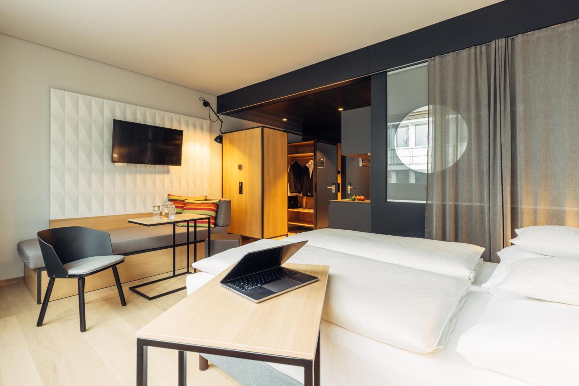 Harry'S Home Zuerich-Limmattal ชไปรเทนบาค ภายนอก รูปภาพ